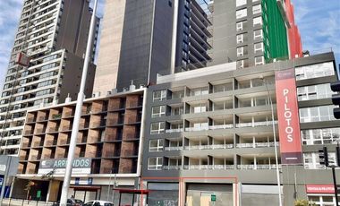 Local Comercial en Arriendo en Irarrazaval esquina Campos de Deportes