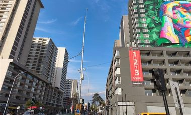 Local Comercial en Arriendo en Irarrazaval esquina Campos de Deportes