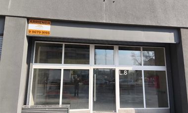 Local Comercial en Arriendo en Irarrazaval esquina Campos de Deportes