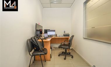 Local Comercial en Arriendo en Santo Domingo, metro Plaza de Armas