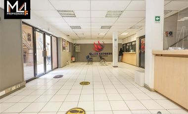 Local Comercial en Arriendo en Santo Domingo, metro Plaza de Armas