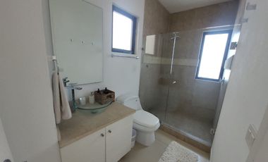 Departamento en planta baja con terraza en Paraíso Country Club