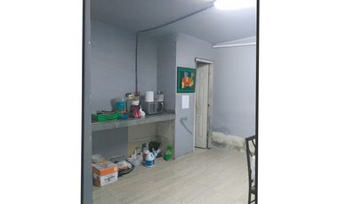VENTA DE CASA COMERCIAL EN EL CARMEN