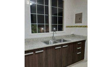 VENDO CASA EN ARRAIJAN JUAN DEMOTENES PH LAS VILLA LA PALMERA 4R