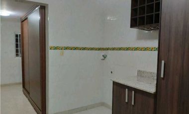 VENDO CASA EN ARRAIJAN JUAN DEMOTENES PH LAS VILLA LA PALMERA 4R