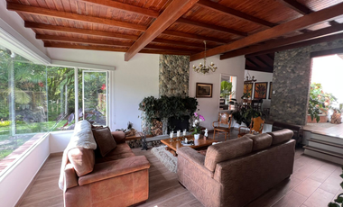 Casa en Arriendo Ubicado en Envigado Codigo 225