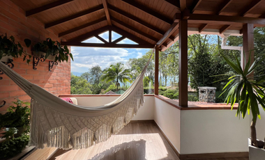 Casa en Arriendo Ubicado en Envigado Codigo 225