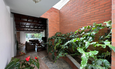 Casa en Arriendo Ubicado en Envigado Codigo 225
