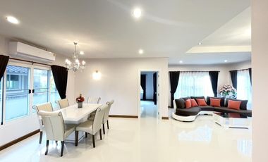 4 Bedroom house for SALE at Thanaporn Park Home 5