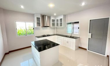 4 Bedroom house for SALE at Thanaporn Park Home 5