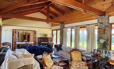 Venta Casa en Parcela de 8.000 m2 en Olmué