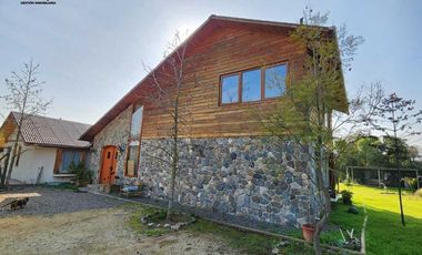 Venta Casa en Parcela de 8.000 m2 en Olmué