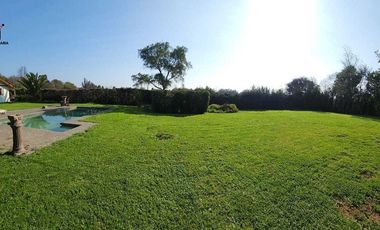 Venta Casa en Parcela de 8.000 m2 en Olmué