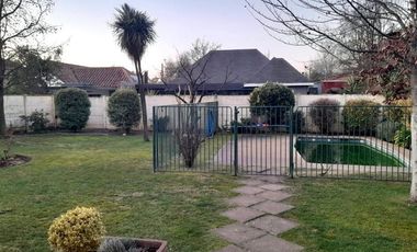 Casa en Venta en Loteo Jardín Esmeralda, Las Rastras