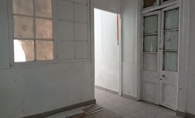 Terreno Construccion  en Venta en Casa Amplia de 320 m2 Rafael Sotomayor/Metro Cumming