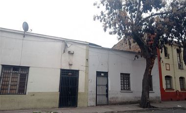 Terreno Construccion  en Venta en Casa Amplia de 320 m2 Rafael Sotomayor/Metro Cumming