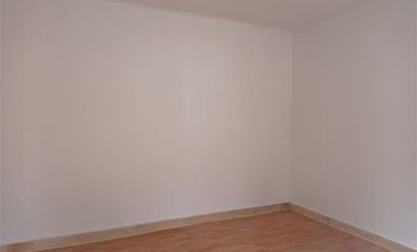 Casa en Venta en Casa Amplia de 320 m2 Rafael Sotomayor/Metro Cumming