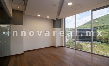 Piso 7 en Corporativo Esmeralda