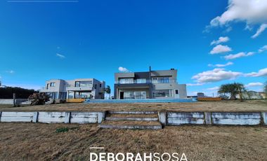 Casa en  alquiler  anual-amoblada-a la laguna-escobar -san Sebastian-loma verde-