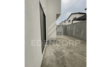 Casa en Urb. Los Prados - Modelo Dalia