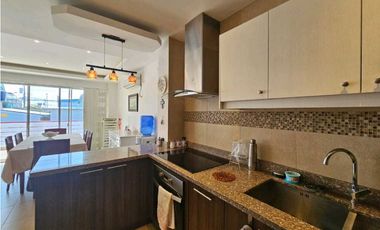 Vendo casa con Local Comercial Norte de Manta