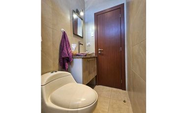 Vendo casa con Local Comercial Norte de Manta