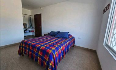 Vendo casa con Local Comercial Norte de Manta