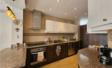 Vendo casa con Local Comercial Norte de Manta