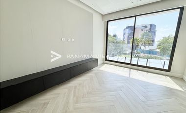 SKYHOMES / OCEAN REEF / VENTA