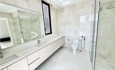 SKYHOMES / OCEAN REEF / VENTA