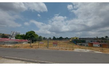 ALQUILER O VENTA TERRENO JUAN DIAZ 6800M2
