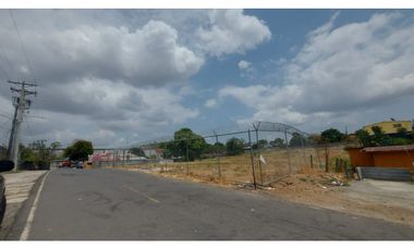 ALQUILER O VENTA TERRENO JUAN DIAZ 6800M2