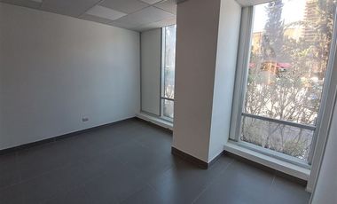 Local Comercial en Arriendo en Av. La Dehesa