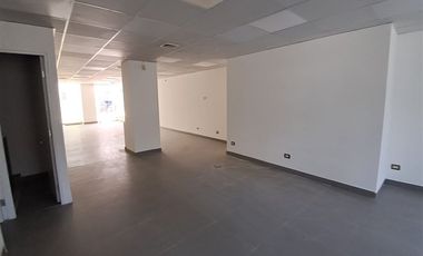 Local Comercial en Arriendo en Av. La Dehesa