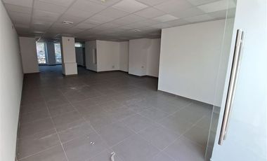 Local Comercial en Arriendo en Av. La Dehesa