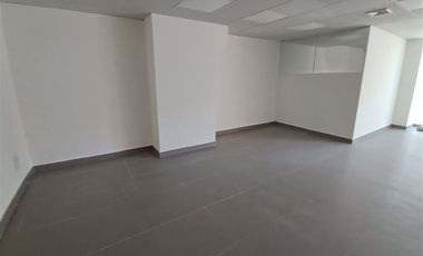 Local Comercial en Arriendo en Av. La Dehesa