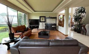 Casa en Bosques de las Lomas a la Renta