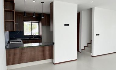 CASA PL EN PRIVADA CENNET GRAND
