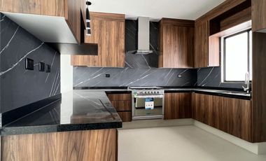 CASA PL EN PRIVADA CENNET GRAND