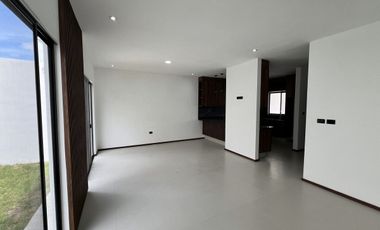 CASA PL EN PRIVADA CENNET GRAND