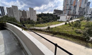 EN RENTA MUY BELLA CASA PARA ENTRENAR EN BOSQUE REAL