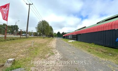 Amplia bodega orilla carretera