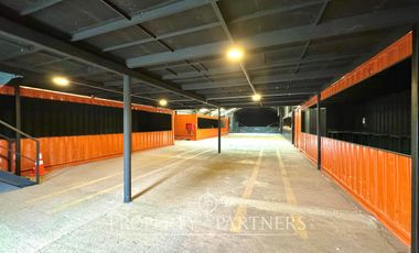 Amplia bodega orilla carretera