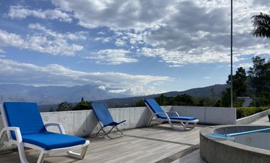 HERMOSA QUINTA EN VENTA EN YUNGILLA