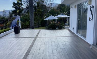 HERMOSA QUINTA EN VENTA EN YUNGILLA