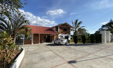 HERMOSA QUINTA EN VENTA EN YUNGILLA