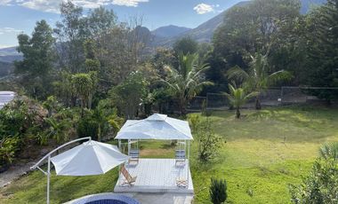 HERMOSA QUINTA EN VENTA EN YUNGILLA