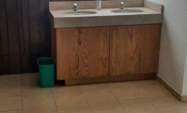 CASA EN RENTA EN LOS ALPES/LAS AGUILAS