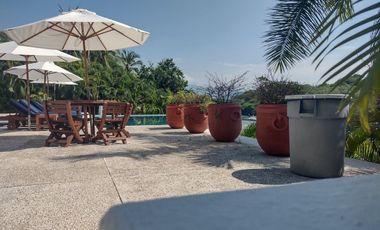 Preciosa Villa/Departamento en PB amueblado!