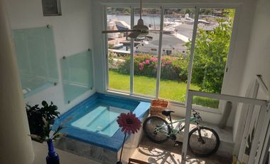 Preciosa Villa/Departamento en PB amueblado!